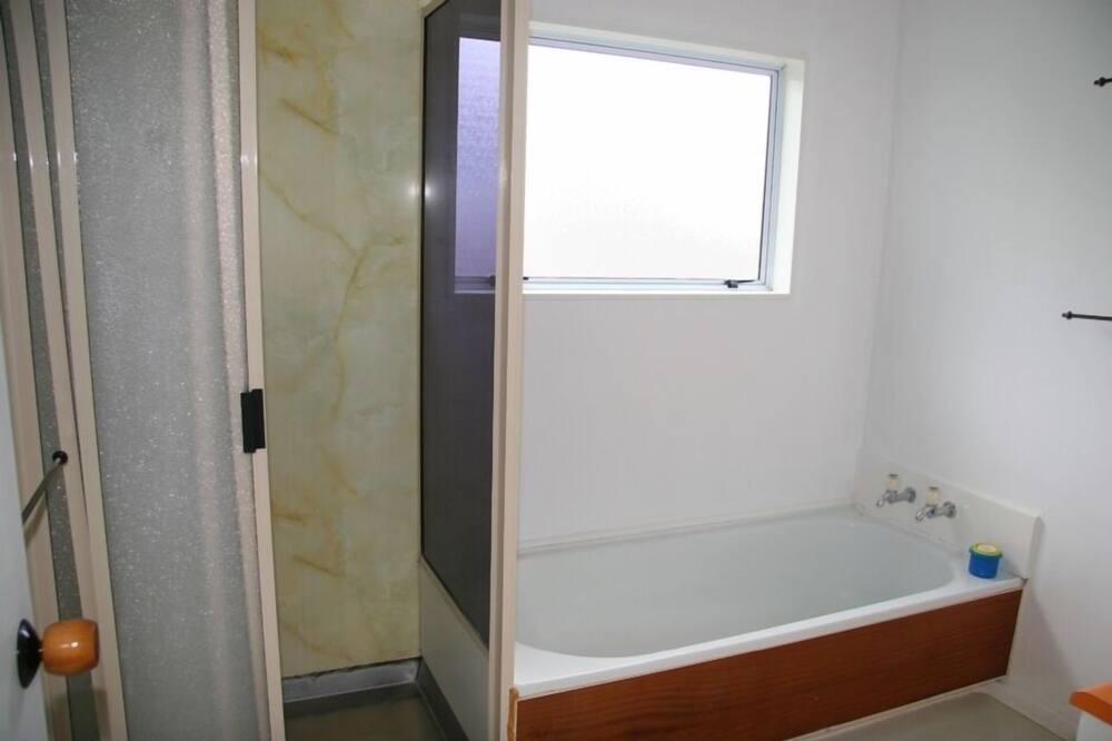 Photo of Bathroom in Onemana