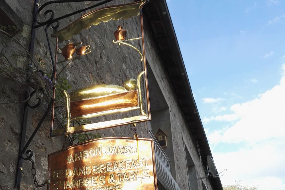 Photo of Outdoor in Saint-Martin-du-Puy