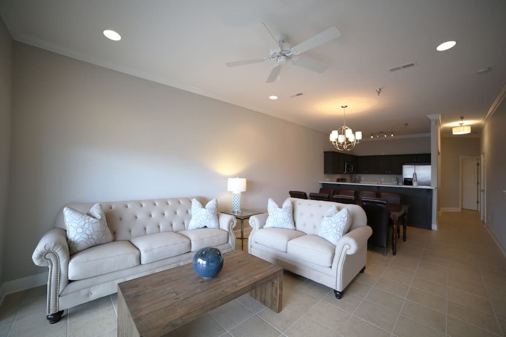 Photo of Livingroom in Jasper