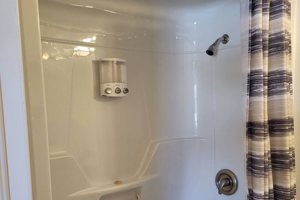 Photo of Bathroom in Cormack