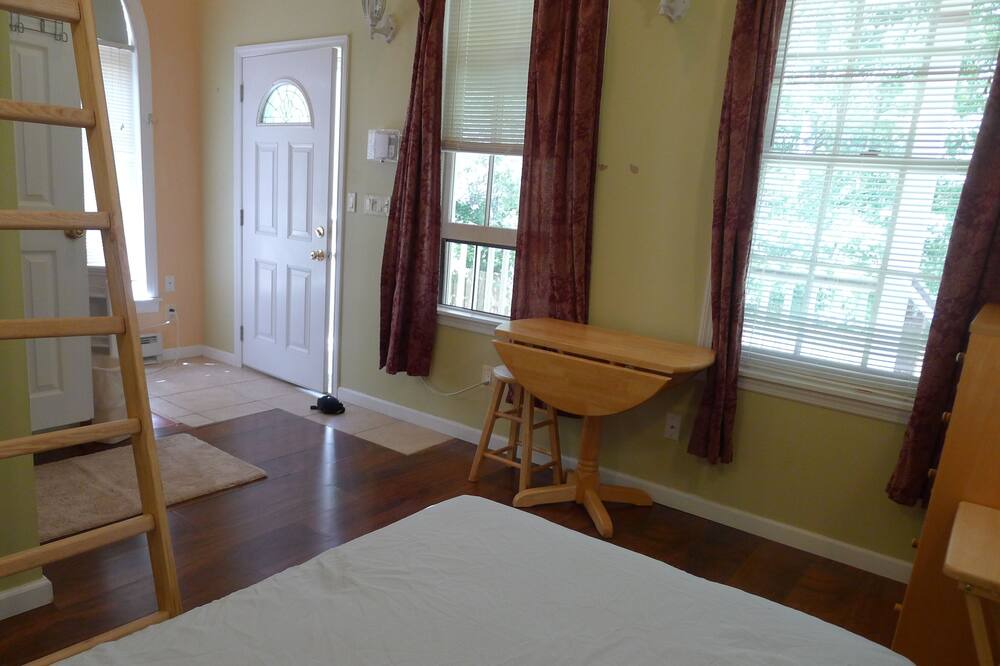 Photo of Bedroom in Shrub Oak