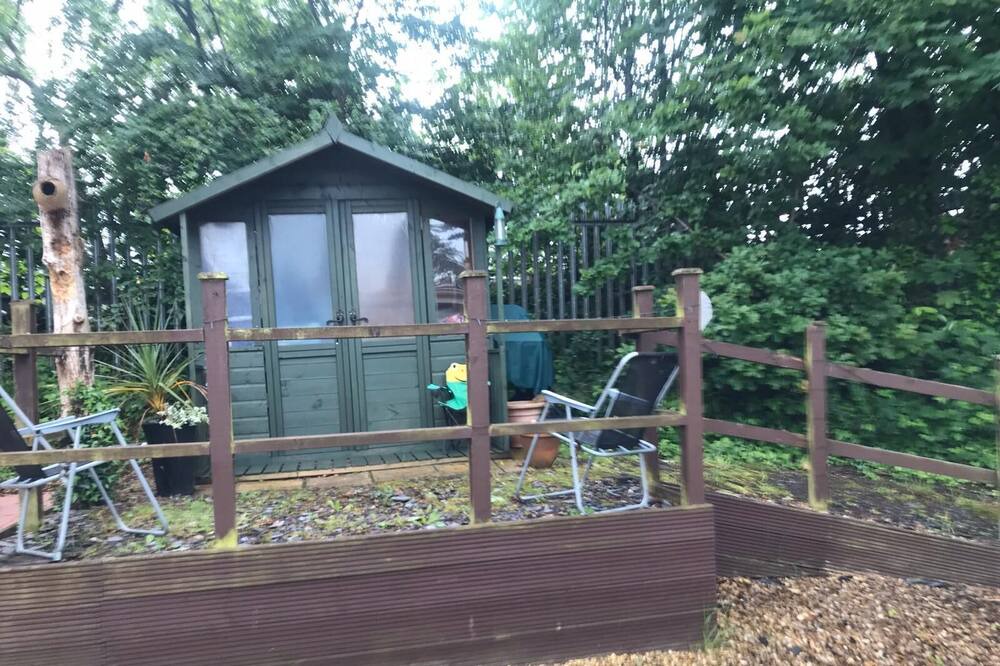 Photo of Others in Bont Newydd