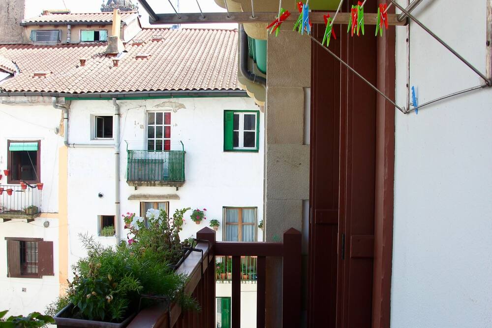 Photo of Patio Balcony in Hondarribia Historic Center