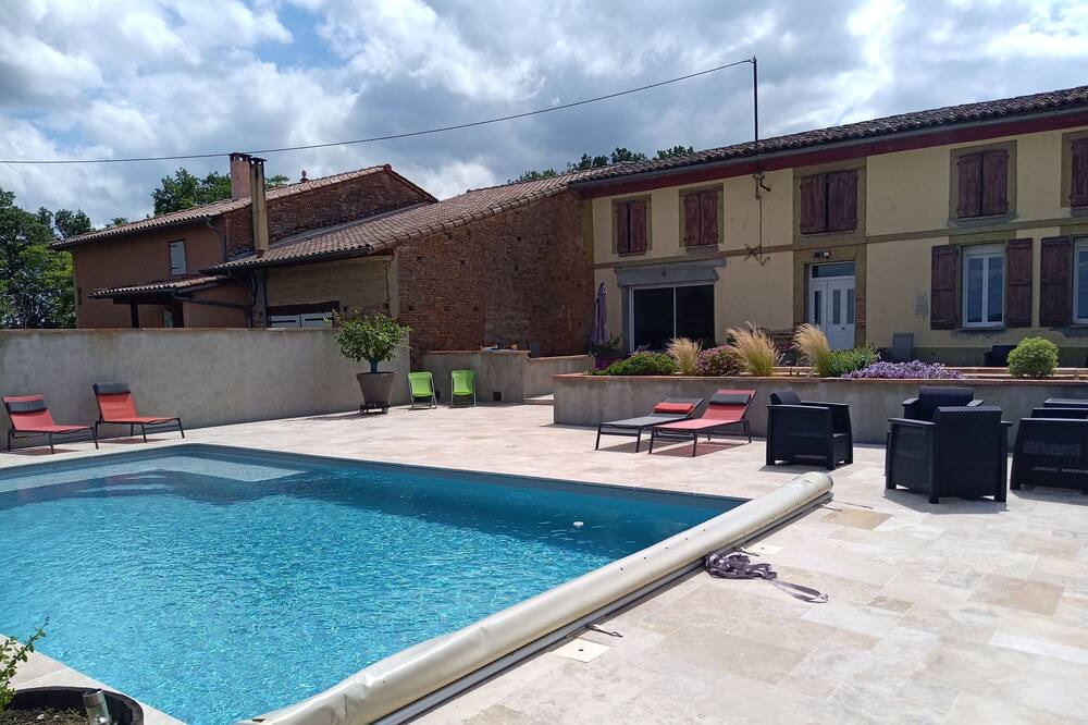 Photo of Outdoor in Fronton