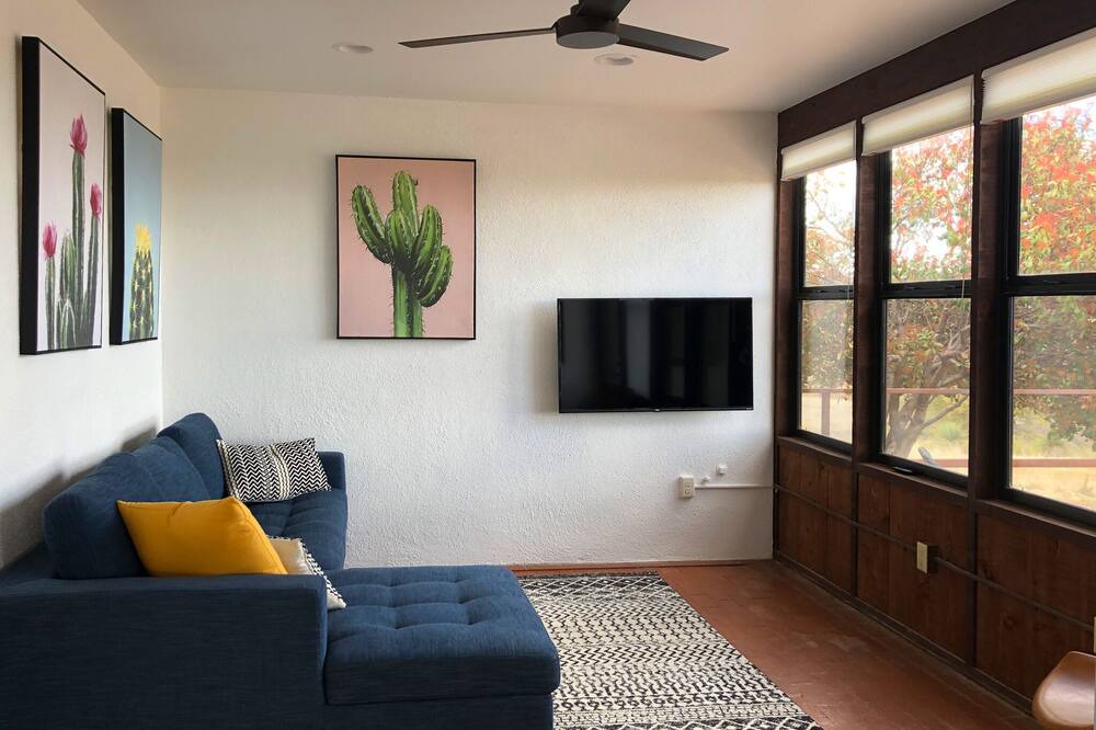 Photo of Livingroom in Sonoita
