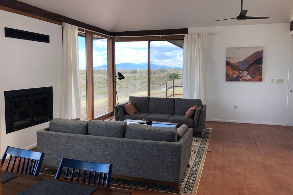 Photo of Livingroom in Sonoita