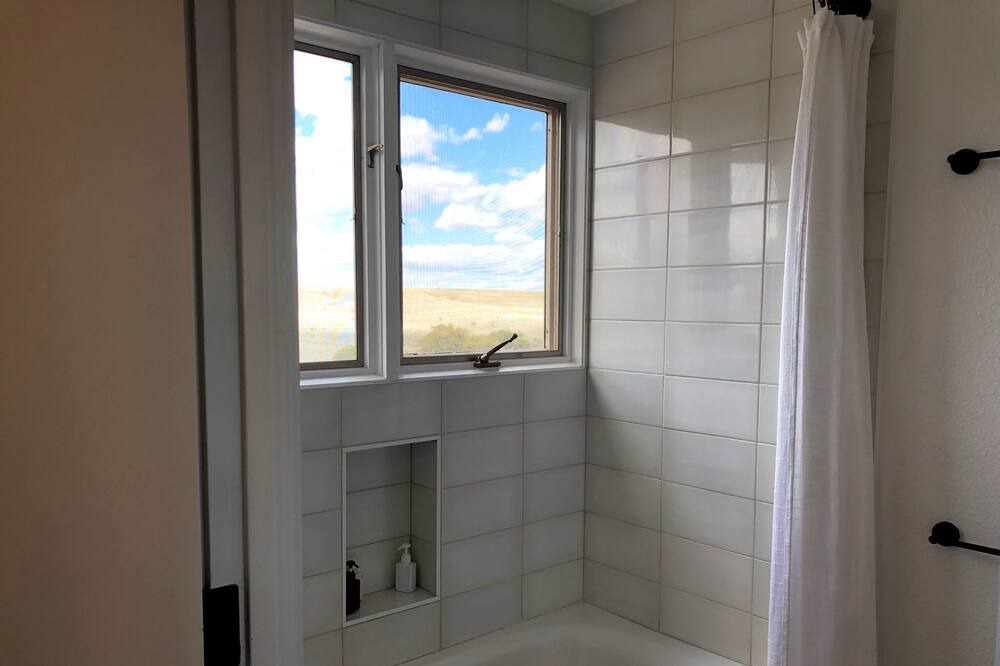 Photo of Bathroom in Sonoita