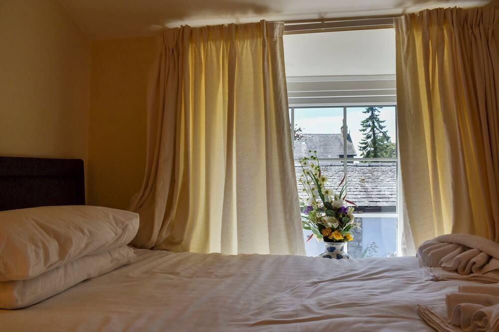 Photo of Bedroom in Silverdale