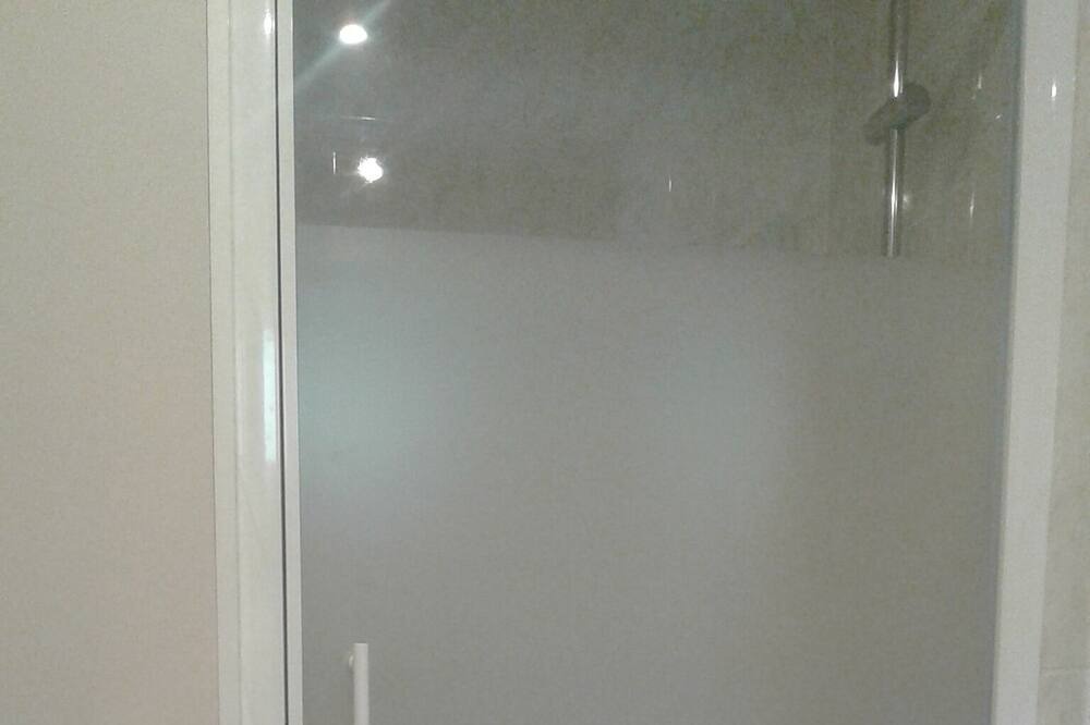 Photo of Bathroom in Rivesaltes