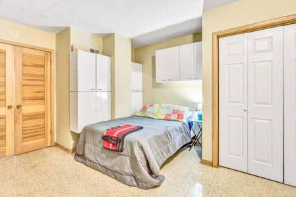 Photo of Bedroom in Lindenwood Park