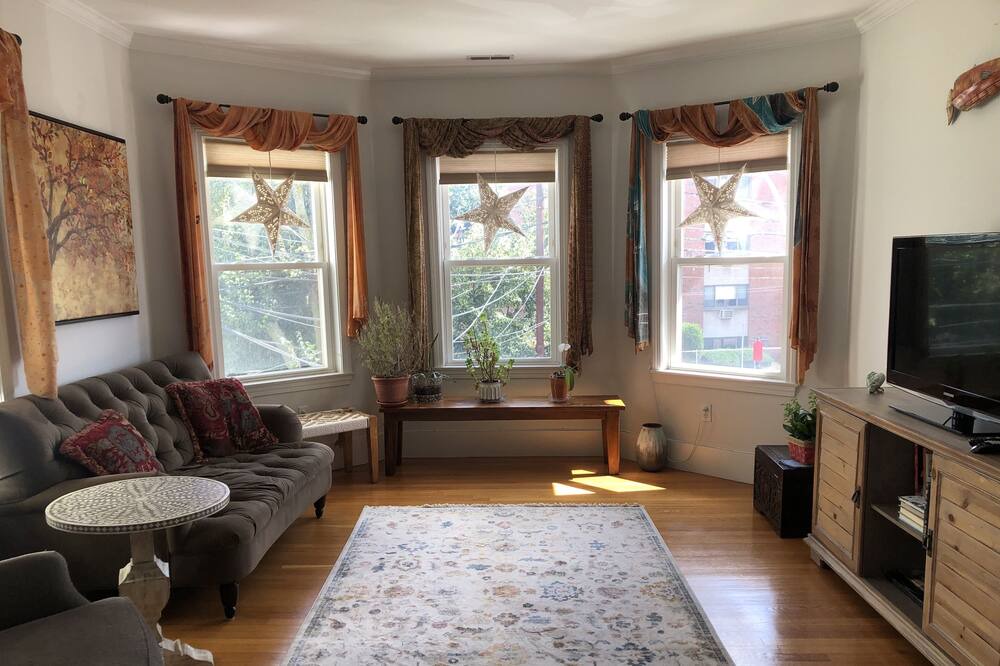 Photo of Livingroom in Watertown
