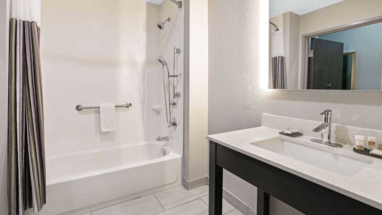 Photo of Bathroom in Euless