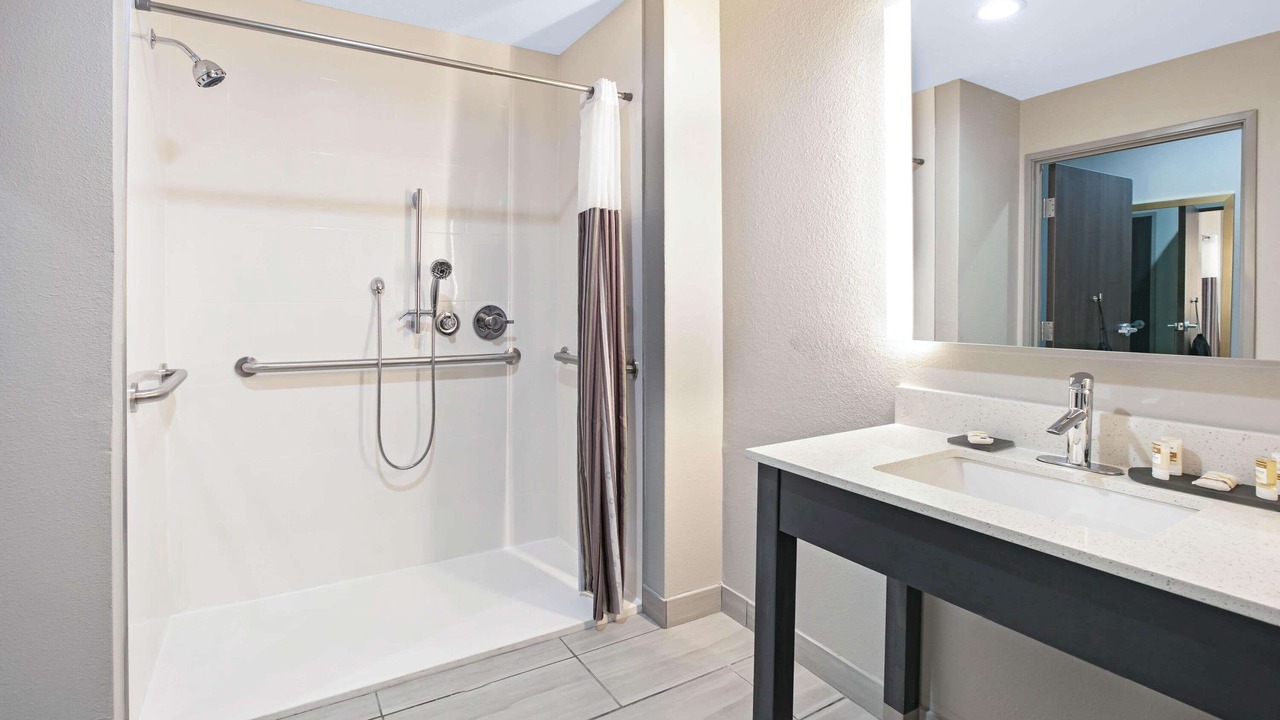 Photo of Bathroom in Euless