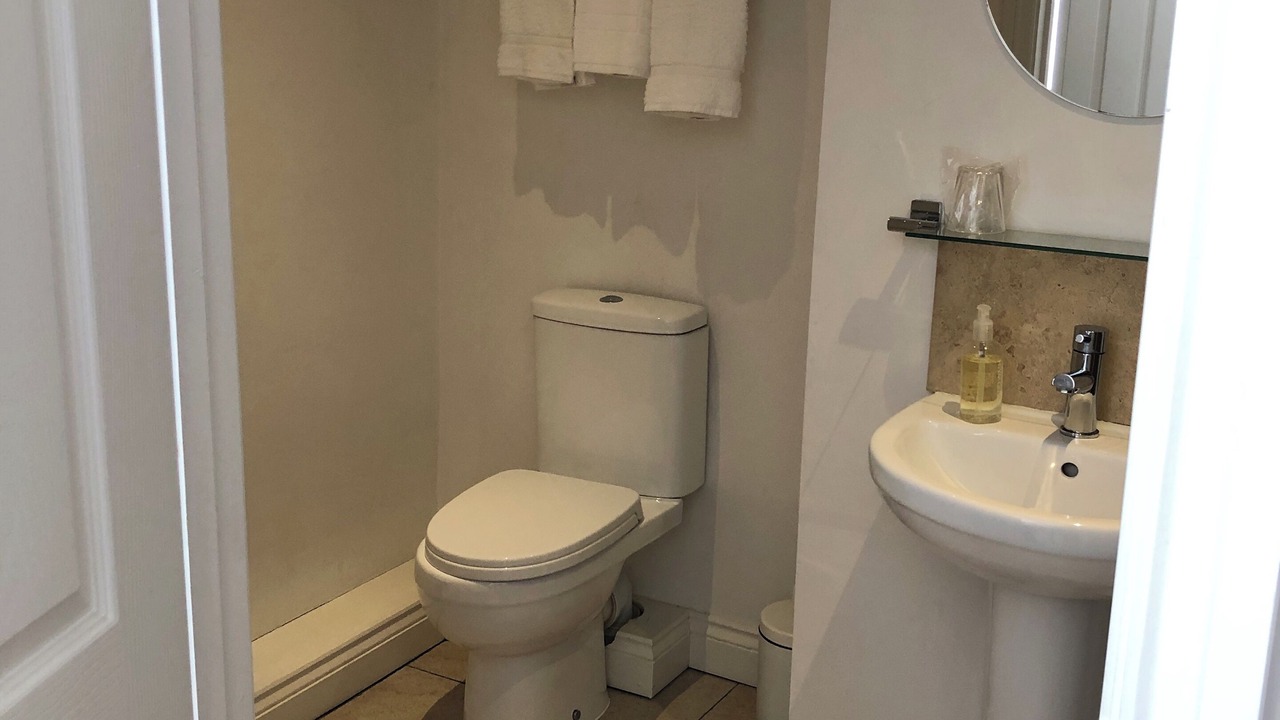 Photo of Bathroom in Market Deeping