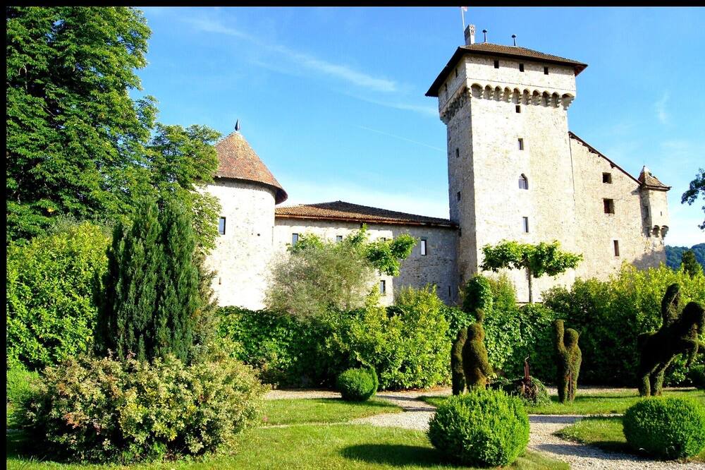 Photo of Outdoor in Brenthonne