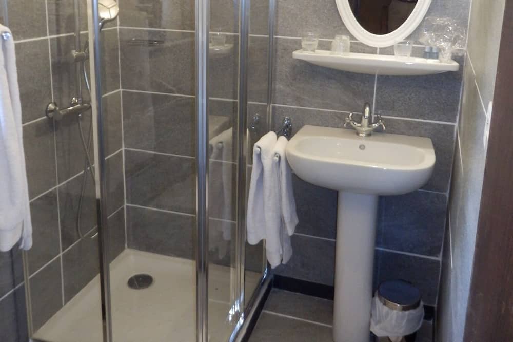 Photo of Bathroom in Brenthonne