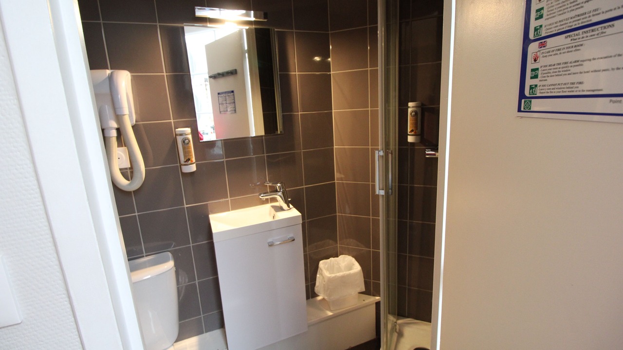 Photo of Bathroom in Moulins