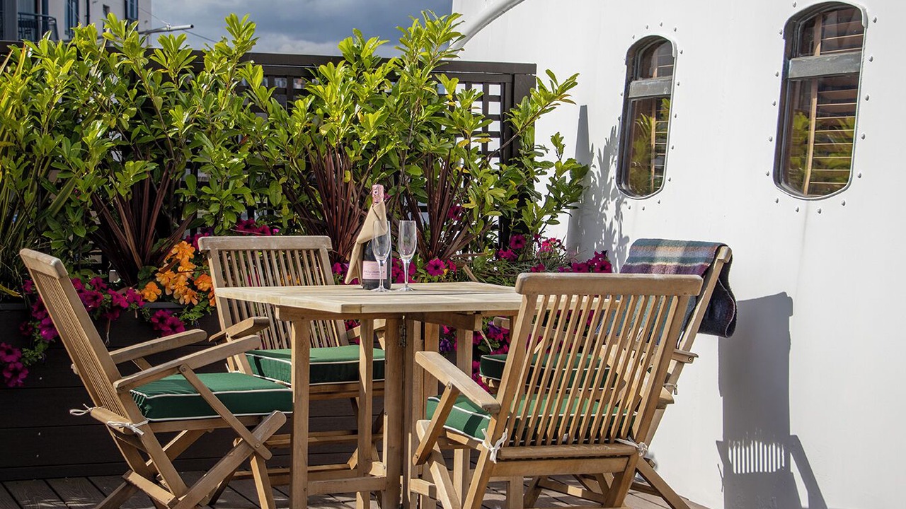 Photo of Others in Leith