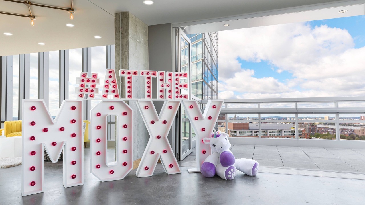 Photo of Others in Downtown Boston