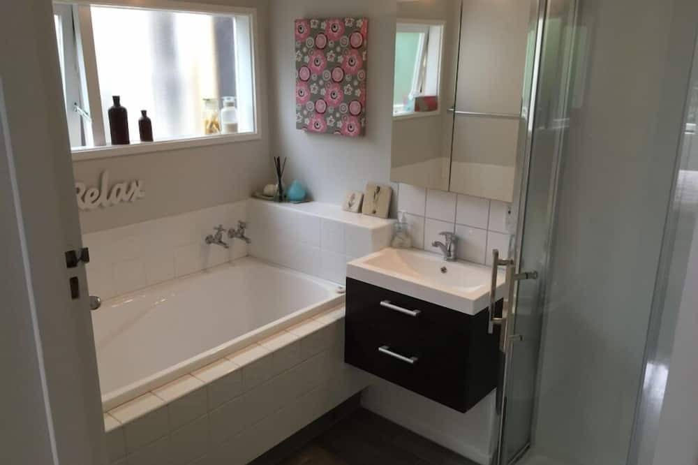 Photo of Bathroom in Havelock North