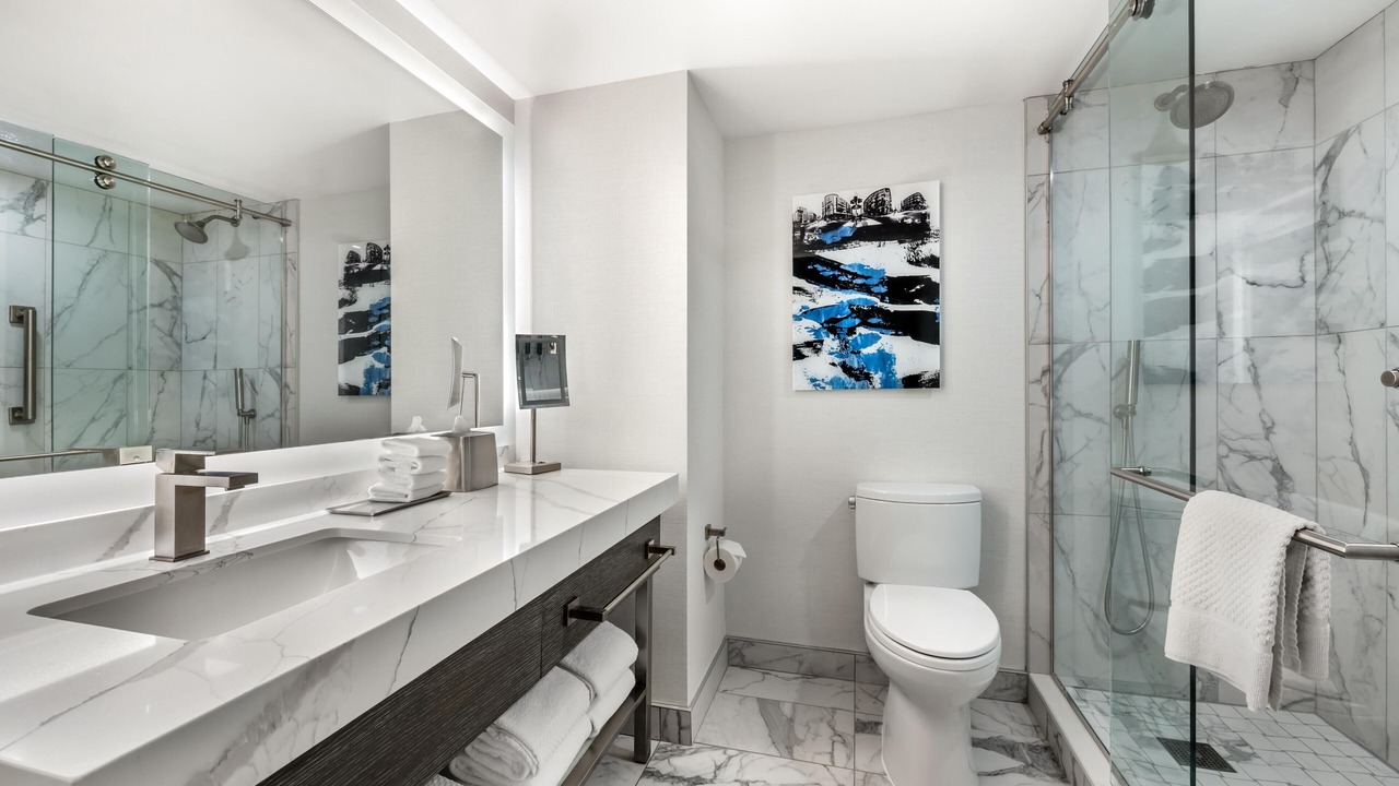 Photo of Bathroom in Streeterville