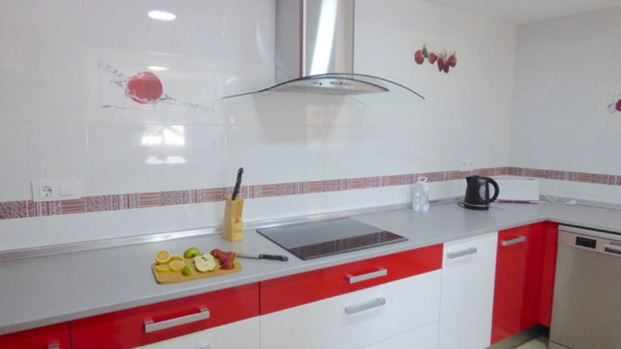Photo of Kitchen in Callosa d' En Sarria
