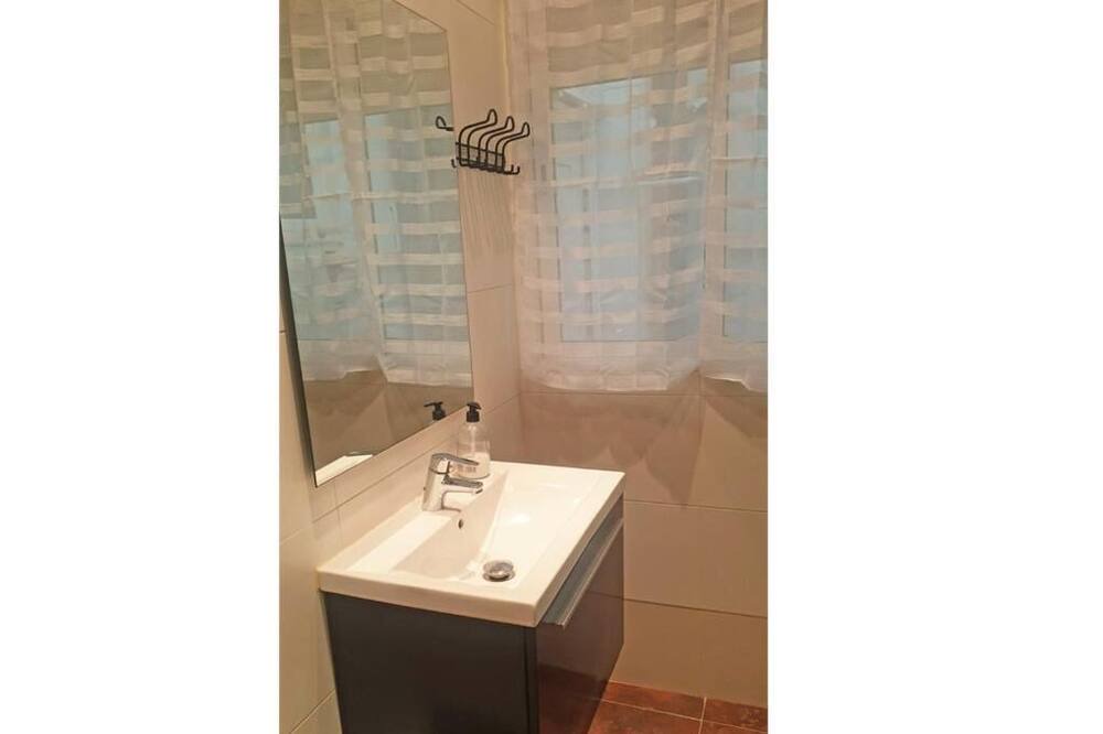 Photo of Bathroom in Logrono
