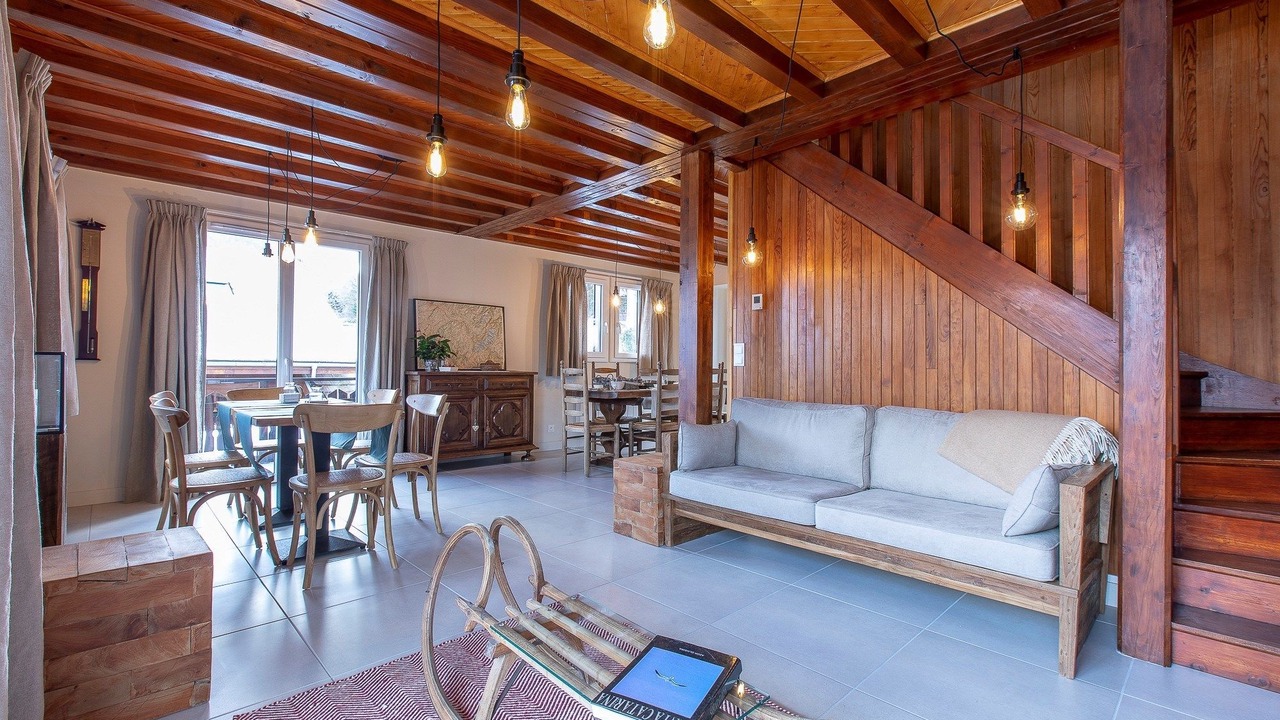 Photo of Others in Lathuile