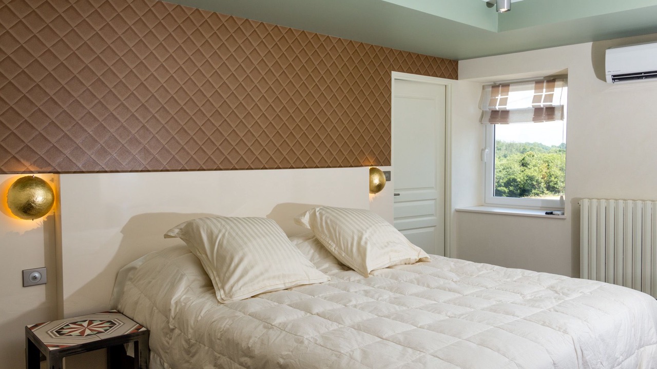 Photo of Bedroom in Chatte