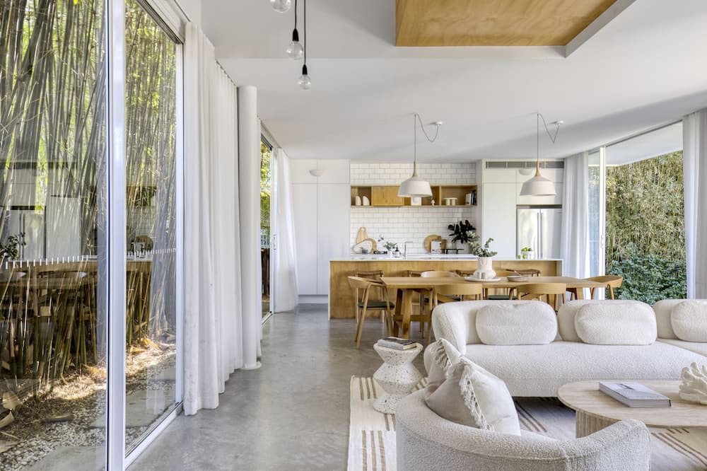 Photo of Others in Mermaid Beach