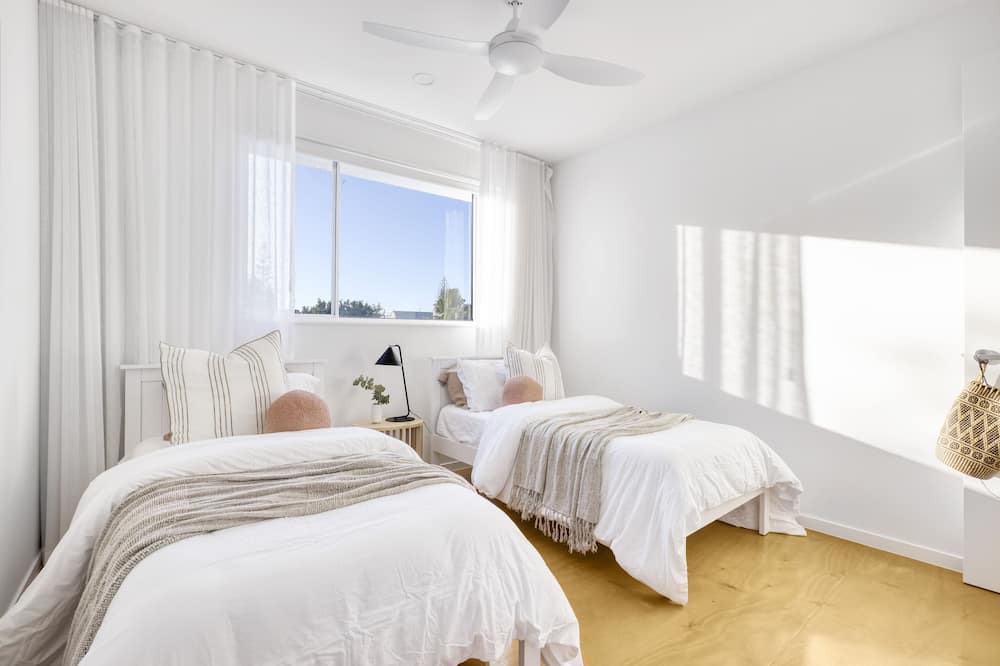 Photo of Bedroom in Mermaid Beach