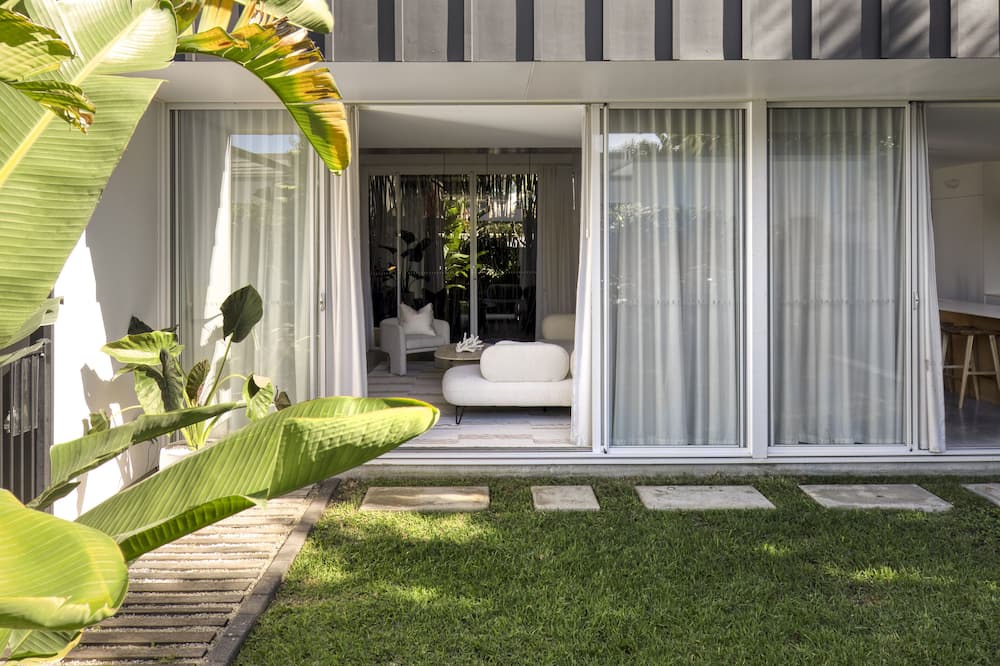 Photo of Others in Mermaid Beach