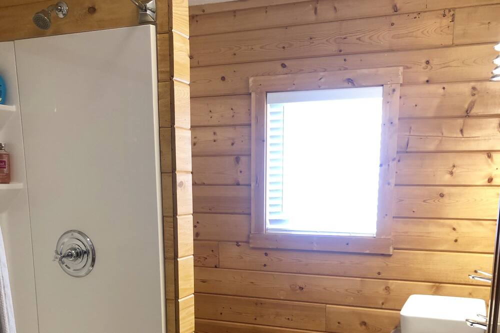 Photo of Bathroom in Inavale