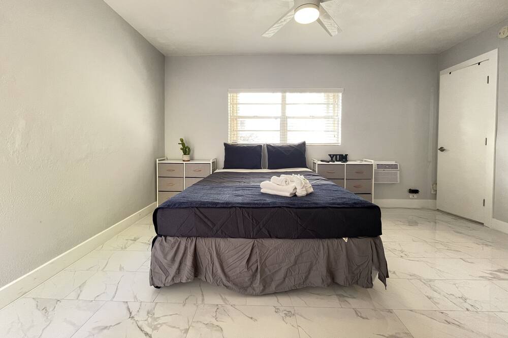 Photo of Bedroom in Edgewood