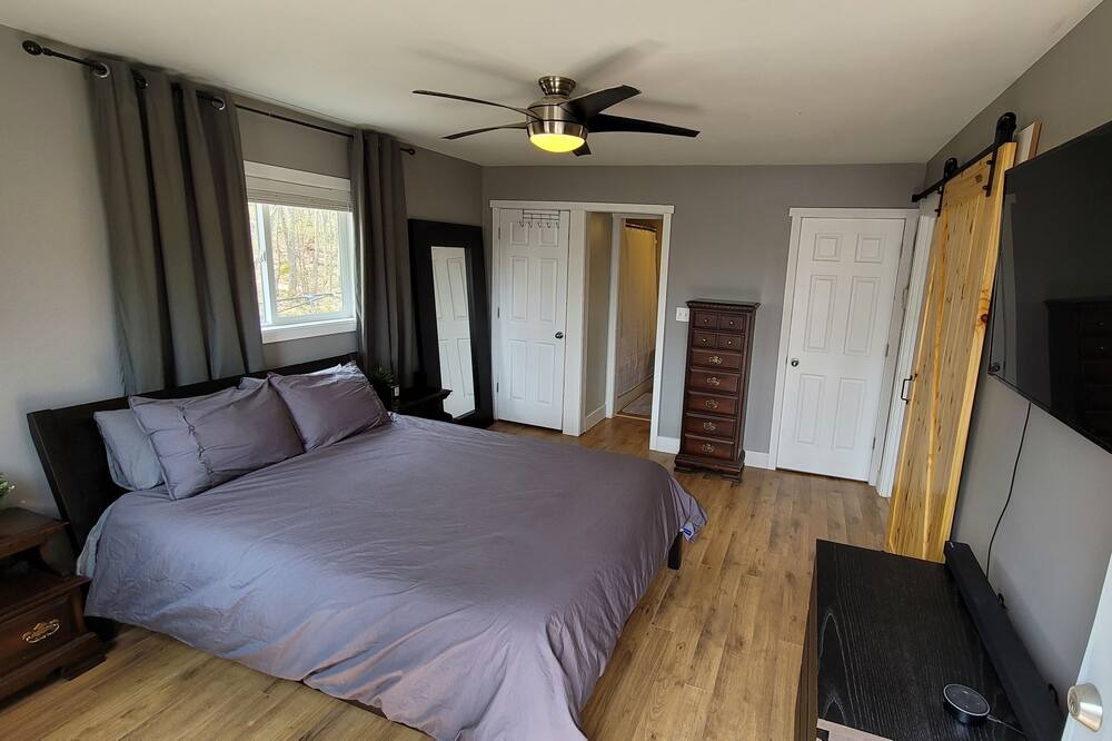 Photo of Bedroom in Lafontaine