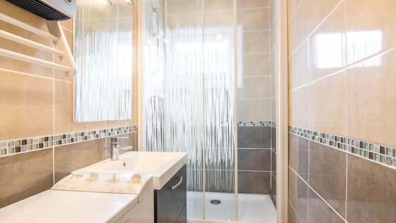 Photo of Bathroom in Carqueiranne