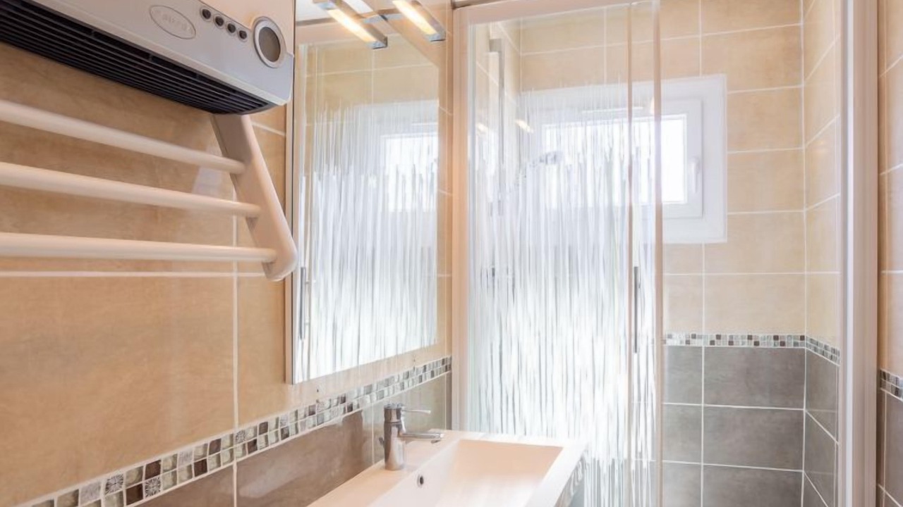 Photo of Bathroom in Carqueiranne