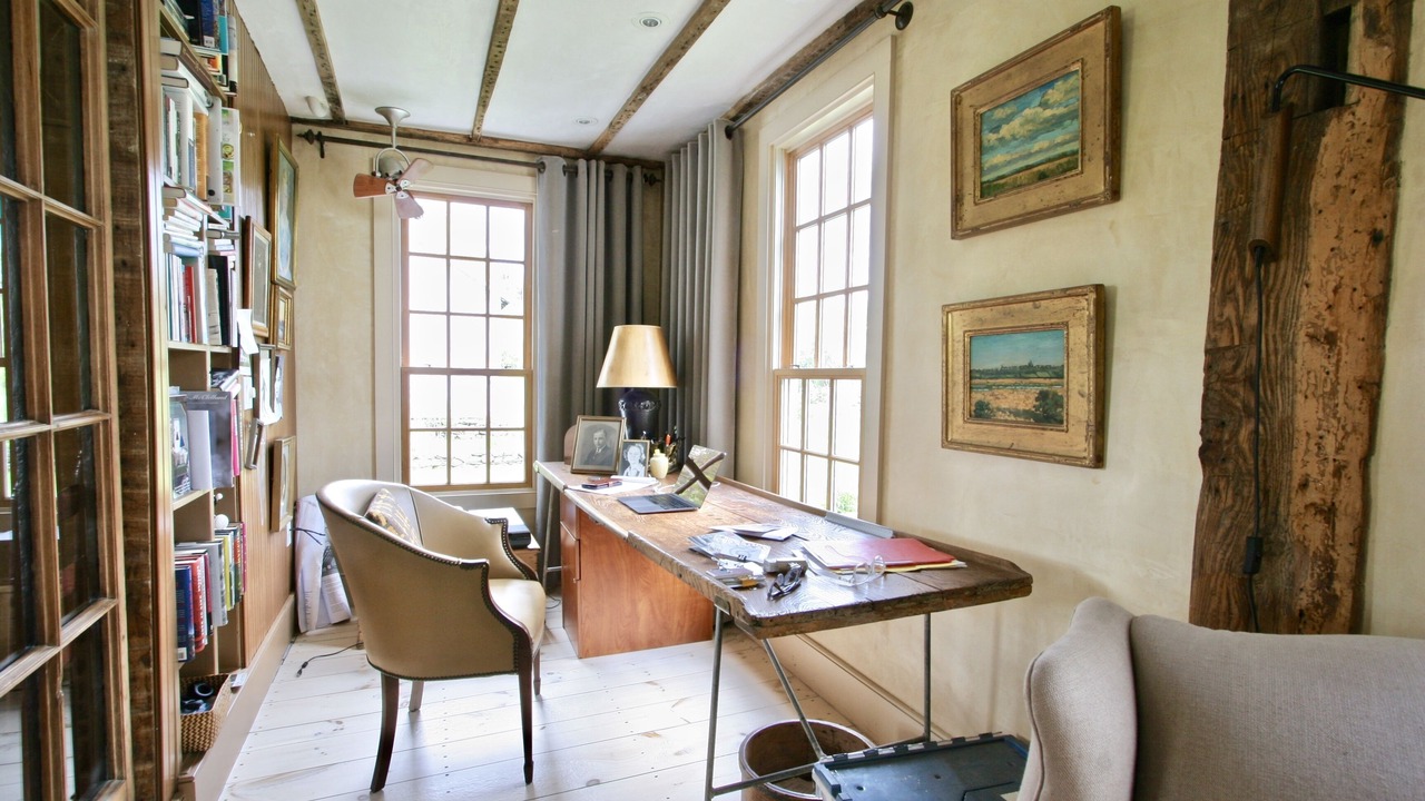 Photo of Livingroom in North Egremont