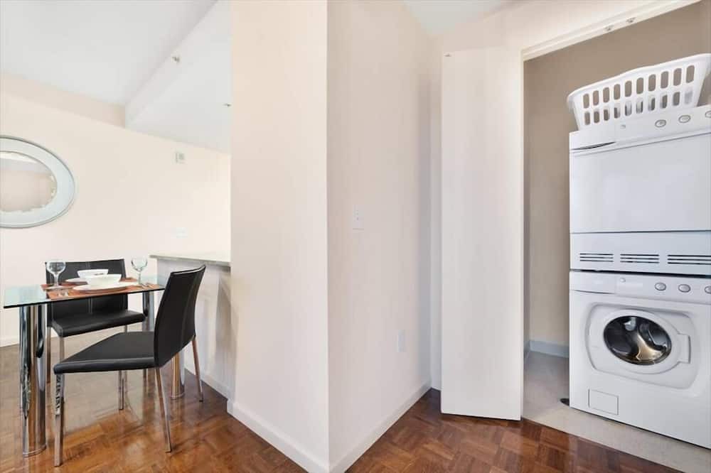 Photo of Others in Hudson Exchange