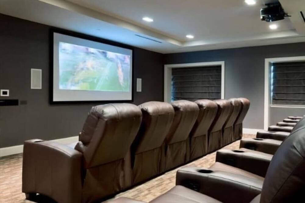 Photo of Others in Hudson Exchange