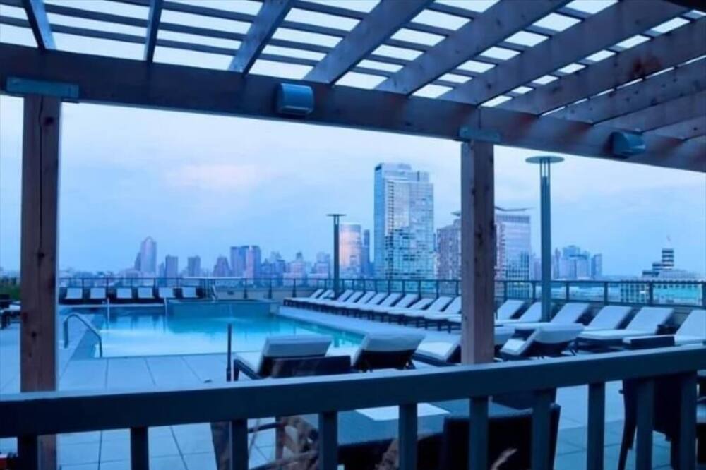 Photo of Others in Hudson Exchange