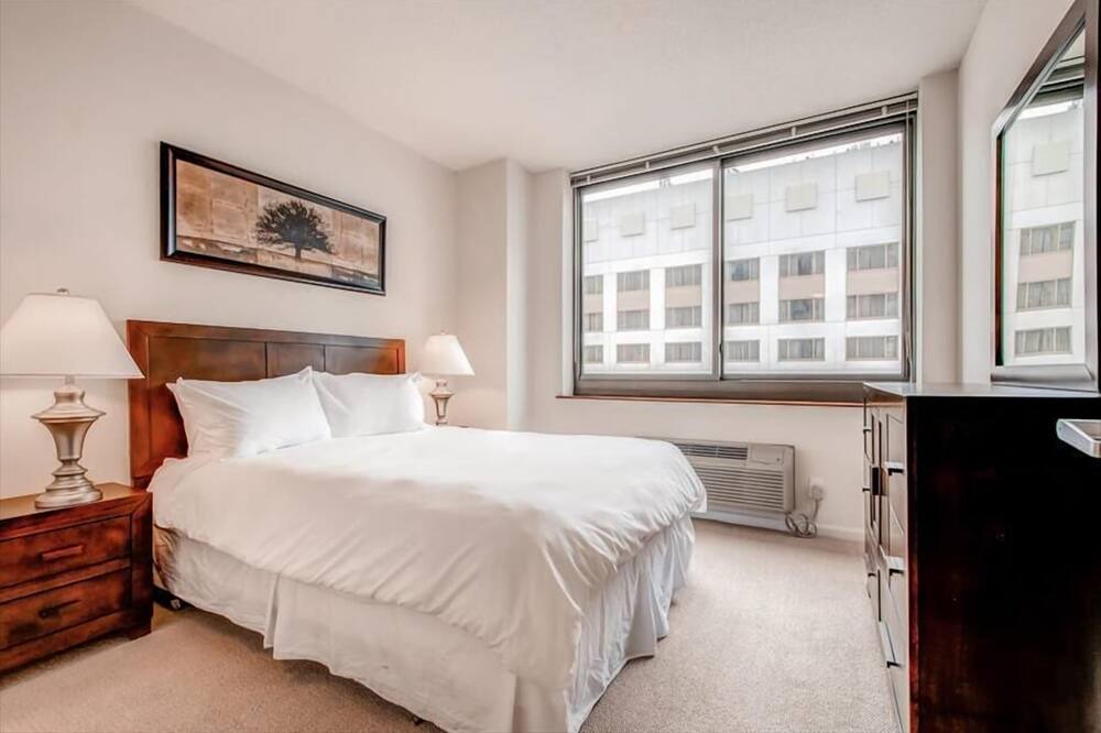 Photo of Others in Hudson Exchange