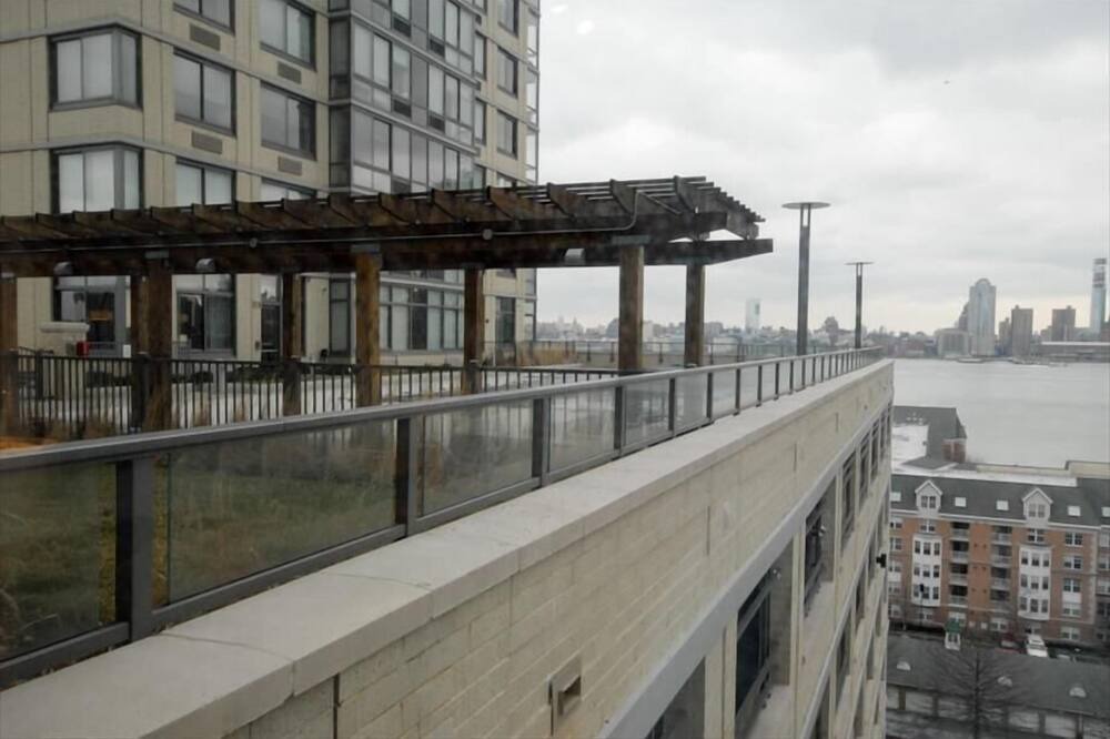 Photo of Others in Hudson Exchange