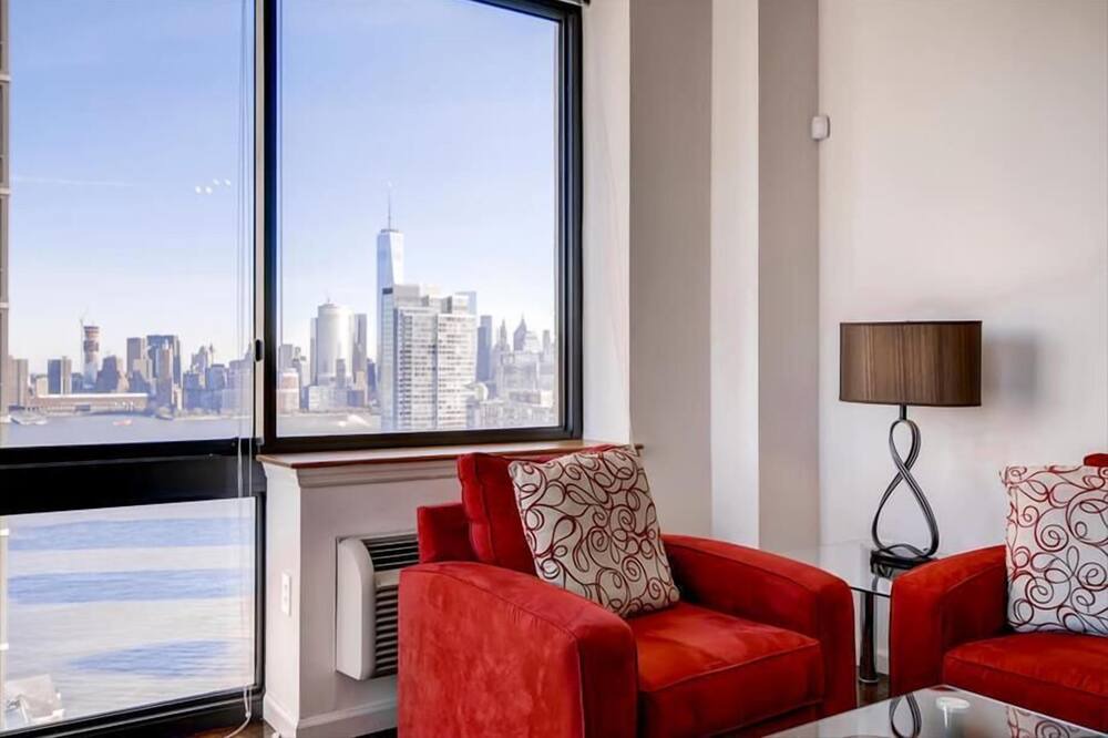 Photo of Bedroom in Hudson Exchange