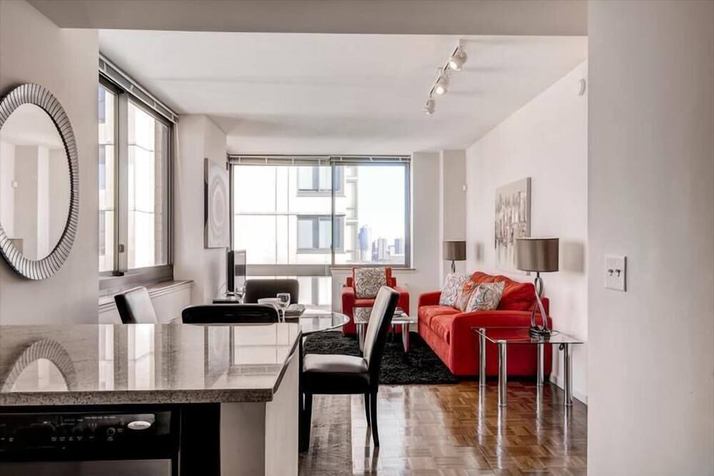 Photo of Bedroom in Hudson Exchange