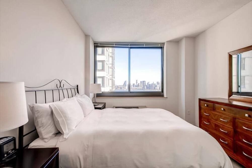 Photo of Others in Hudson Exchange