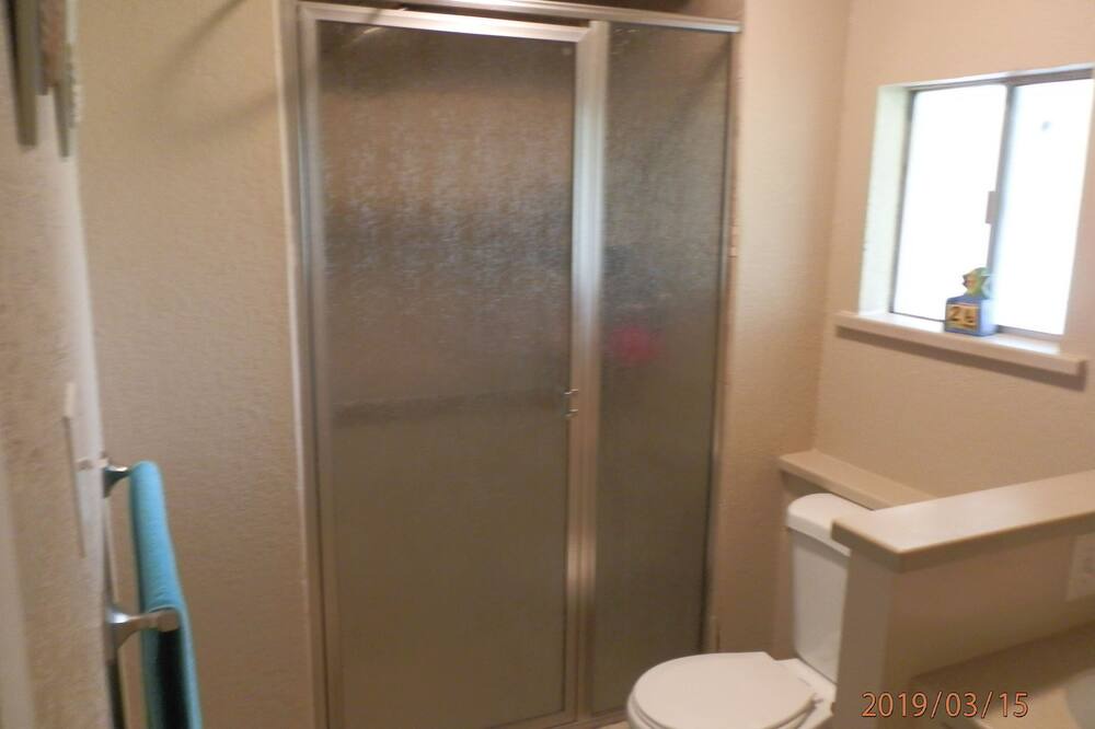 Photo of Bathroom in Palacios