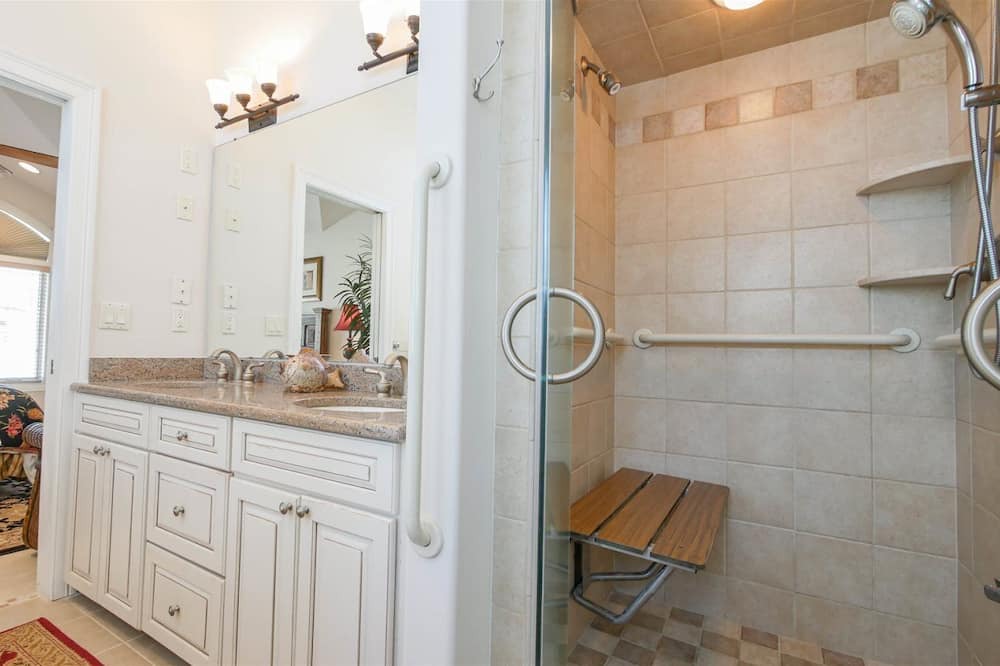 Photo of Bathroom in Gold Coast