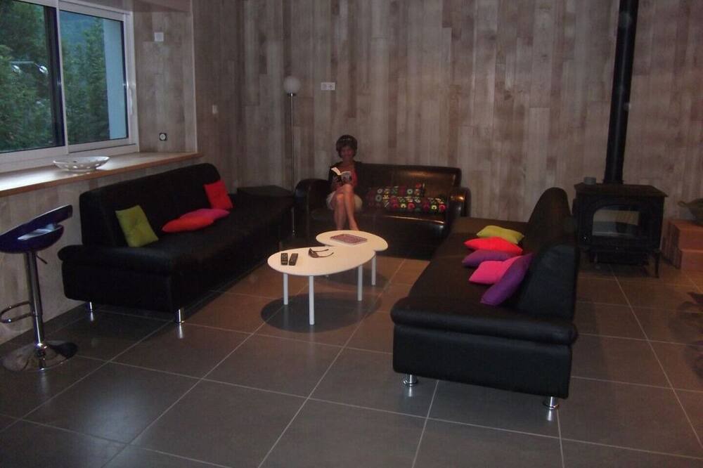 Photo of Livingroom in Cazaux-Frechet-Aneran-Camors