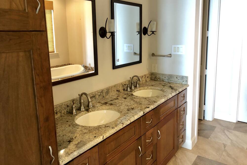 Photo of Bathroom in Azle